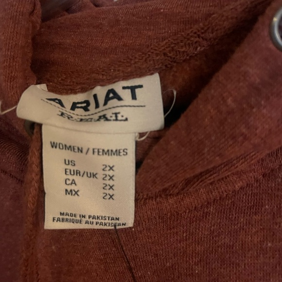 Rare Ariat hoodie! Never worn with tags - Picture 3 of 4
